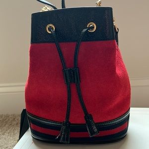 Authentic Gucci small suede Ophidia bucket bag
